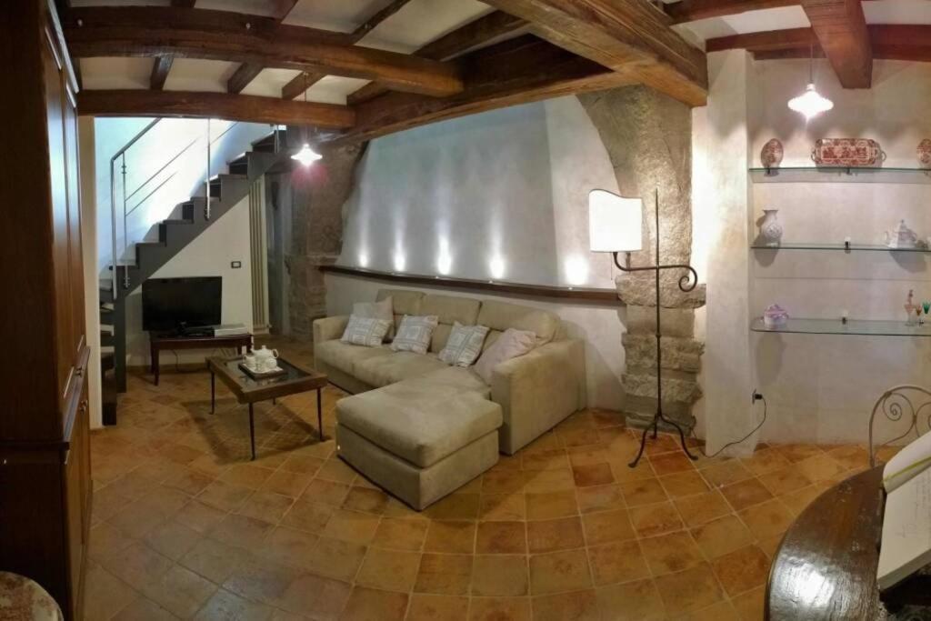 Santa Maria Ad Valetudinarium Apartman Abbadia San Salvatore Kültér fotó
